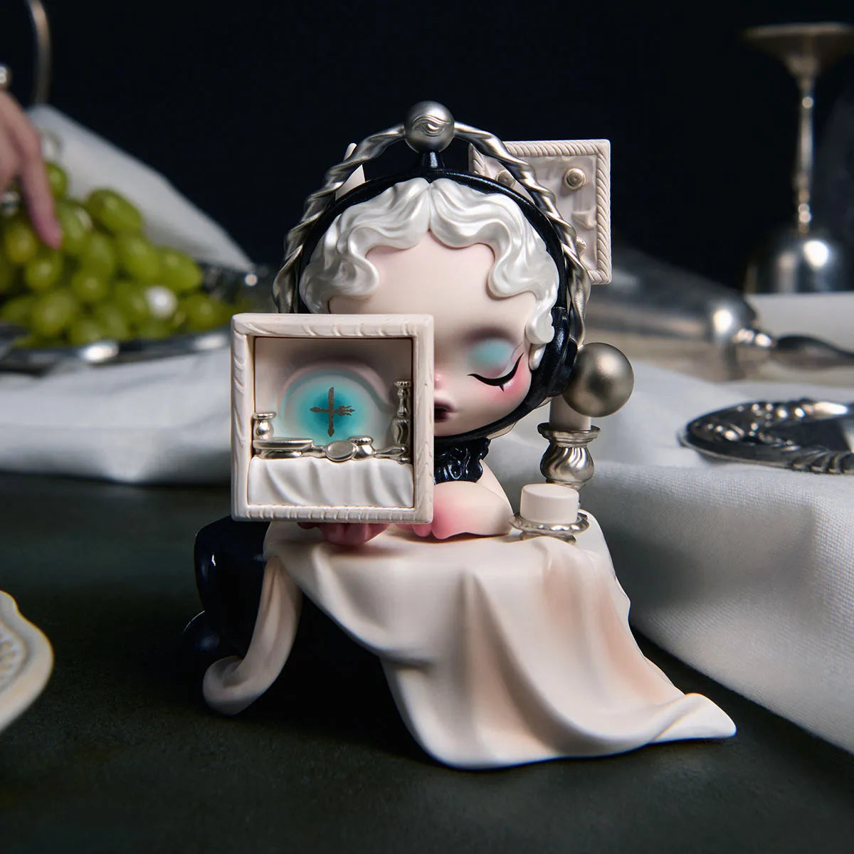 SKULLPANDA-The Feast Begins Series Figures