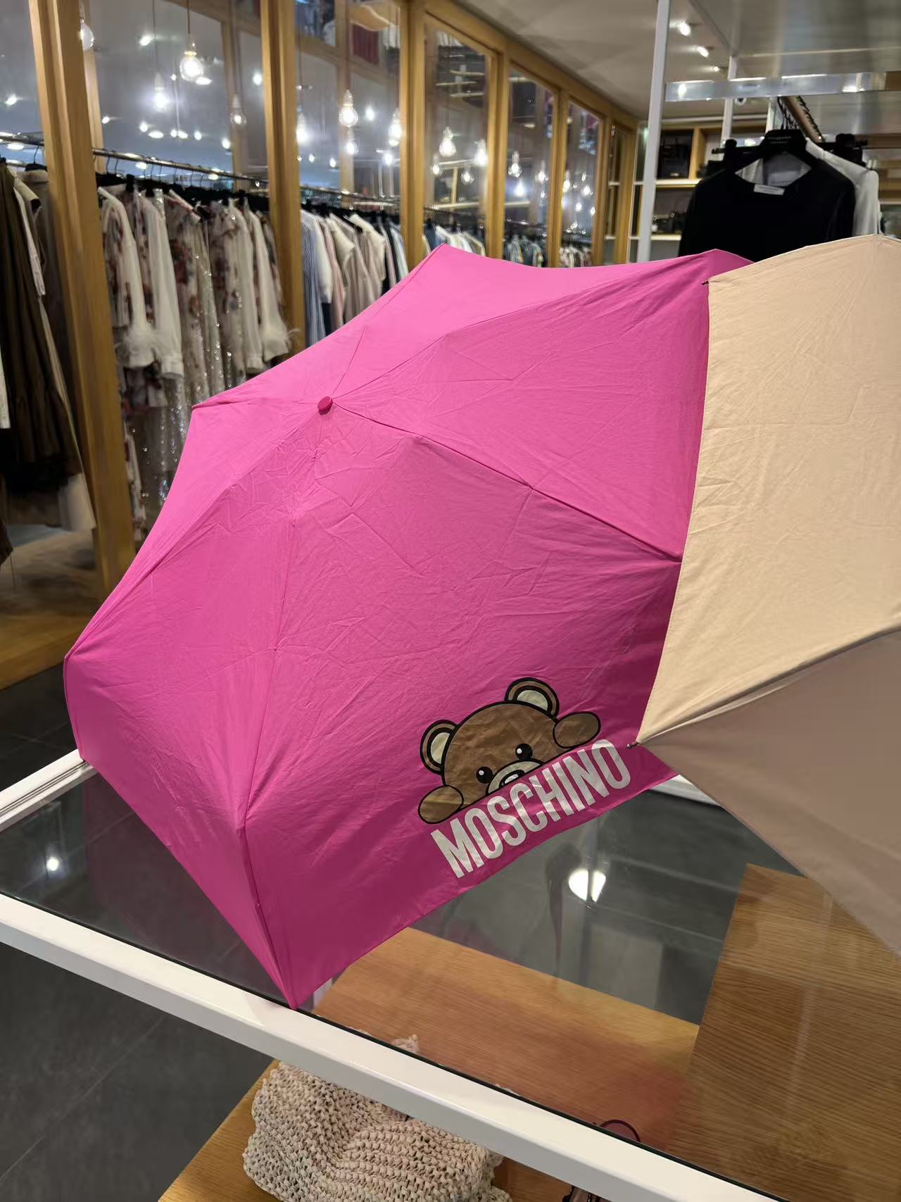 Ombrello Moschino