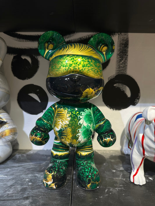 Pour Bear 17