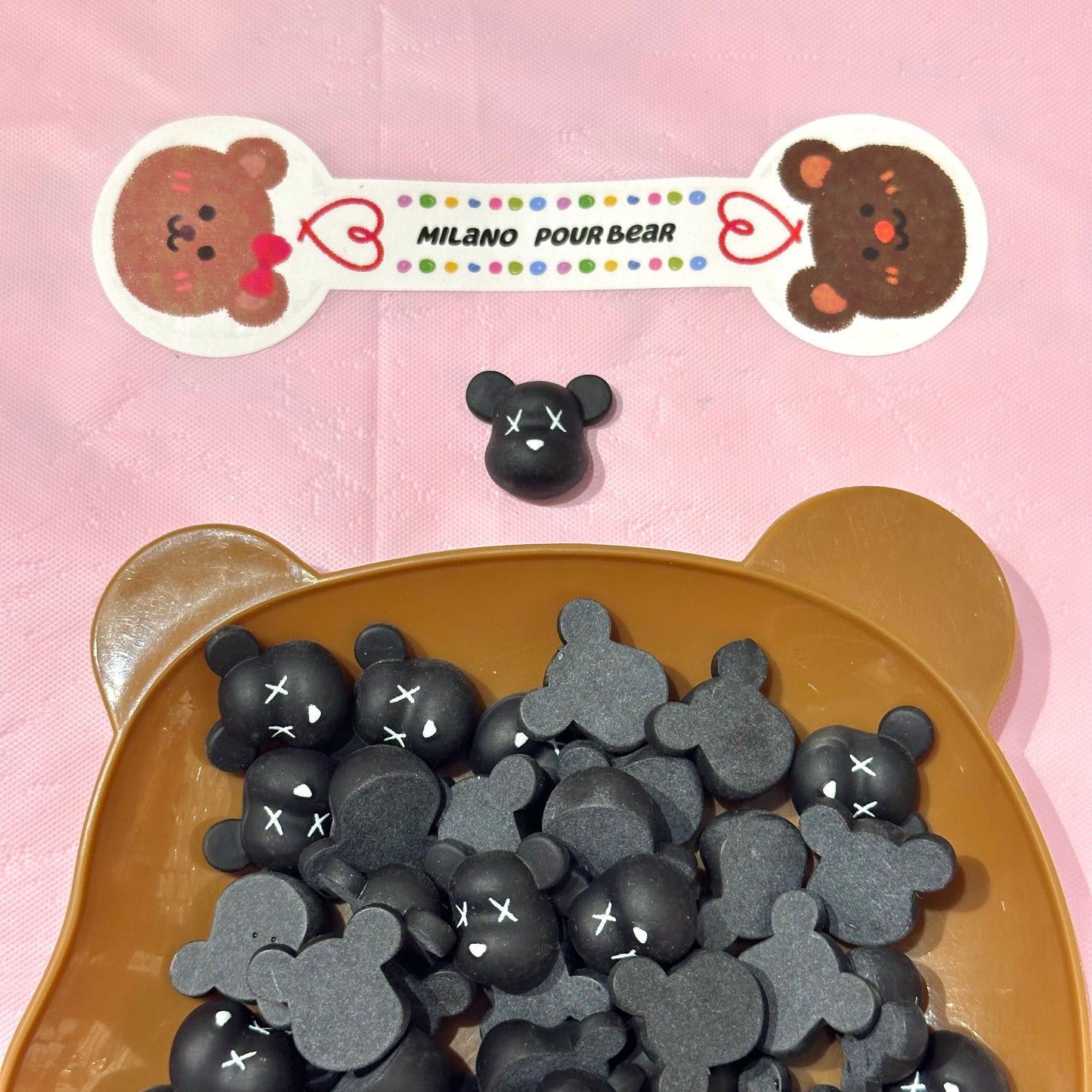CHARMS Black bear head