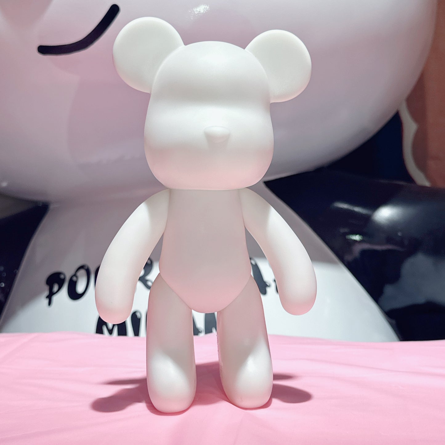 Pour Bear 23cm