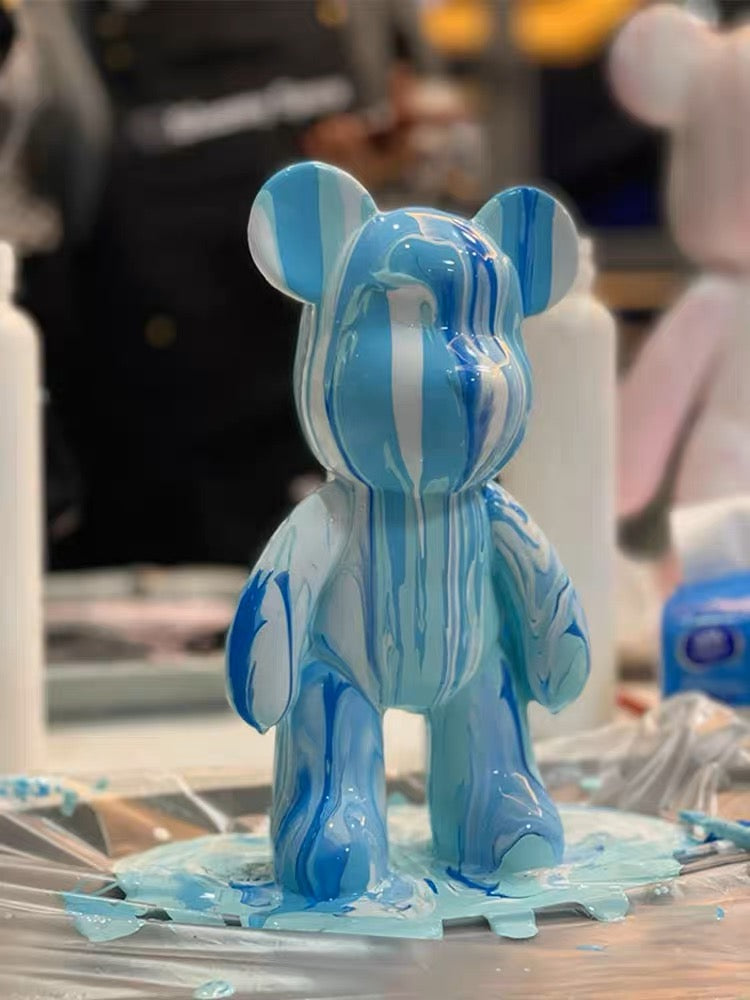 Pour Bear 23cm